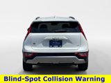 Used 2023 Kia Niro EX Touring image 4