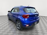 Used 2023 Hyundai Venue SEL image 4