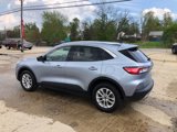 Used 2022 Ford Escape SE image 6