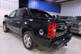 Used 2011 Chevrolet Avalanche LTZ image 3