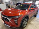 Used 2024 Chevrolet Trax LT w/ Sunroof Package image 4