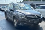 Used 2016 Volkswagen Tiguan S image 2