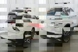 Used 2018 Volkswagen Tiguan SE w/ Panoramic Sunroof Package image 6