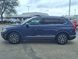 Used 2021 Volkswagen Tiguan SE image 3