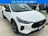 New 2025 Ford Escape ST-Line w/ Tech Pack #1 image 3