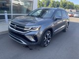 Certified 2022 Volkswagen Taos SEL w/ Panoramic Sunroof Package image 3