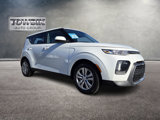 Certified 2022 Kia Soul LX image 2