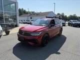 Certified 2024 Volkswagen Tiguan SE R-Line image 2