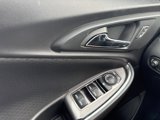 Used 2018 Chevrolet Malibu LT image 3