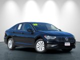 Used 2020 Volkswagen Jetta SE image 2