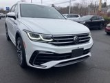 Certified 2022 Volkswagen Tiguan SEL R-Line image 5