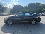 Used 2024 Volkswagen Jetta SE image 2