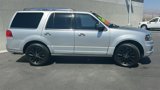 Used 2016 Lincoln Navigator Select image 3