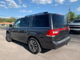 Used 2015 Lincoln Navigator 4WD image 4
