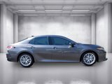 Used 2018 Toyota Camry XLE image 2