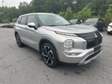 Used 2022 Mitsubishi Outlander SE image 3