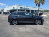Used 2021 Volkswagen Tiguan S image 2