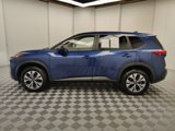 Used 2023 Nissan Rogue SV image 3