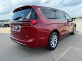 New 2025 Chrysler Pacifica Select image 5