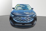 Used 2023 Ford Edge Titanium image 2