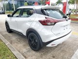 Used 2023 Nissan Kicks SR image 4