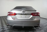 Used 2018 Toyota Camry SE image 4
