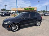 Used 2014 Volkswagen Tiguan SE image 2