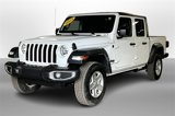 Used 2023 Jeep Gladiator Sport image 3