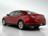 Used 2010 Ford Taurus SEL image 3