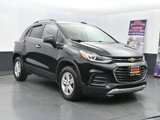 Used 2019 Chevrolet Trax LT w/ LT Convenience Package image 2
