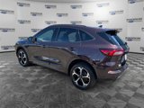 Used 2023 Ford Escape ST-Line Elite image 3