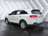 Used 2016 Kia Sorento LX image 3