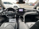 Used 2023 Toyota Camry SE image 2