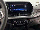 Used 2024 Chevrolet Trax ACTIV w/ Sunroof Package image 3