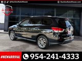 Used 2015 Nissan Pathfinder SV image 3