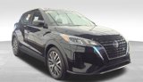 Used 2023 Nissan Kicks SV image 3