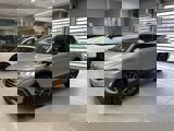 Used 2023 Volkswagen Tiguan SE image 2