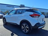 Used 2020 Nissan Kicks SR image 4