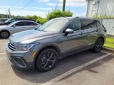 Used 2024 Volkswagen Tiguan SE image 3