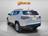 Used 2025 Jeep Compass Latitude image 4