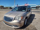 Used 2015 Chrysler Town & Country Limited Platinum w/ Trailer Tow Group image 3