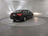 Used 2016 Chrysler 200 Limited image 3