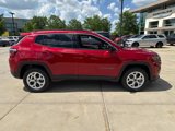 New 2025 Jeep Compass Latitude image 4