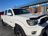 Used 2015 Toyota Tacoma TRD Pro image 2