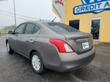 Used 2012 Nissan Versa SV image 3