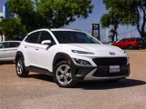 Used 2022 Hyundai Kona SEL image 2
