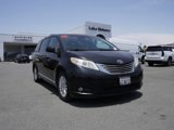 Used 2012 Toyota Sienna XLE image 2