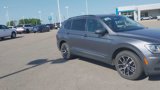 Used 2021 Volkswagen Tiguan SE image 2
