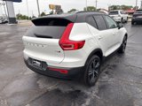 Used 2021 Volvo XC40 T5 R-Design w/ Advanced Package image 5