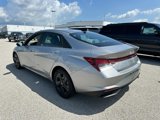 Used 2023 Hyundai Elantra SEL image 3